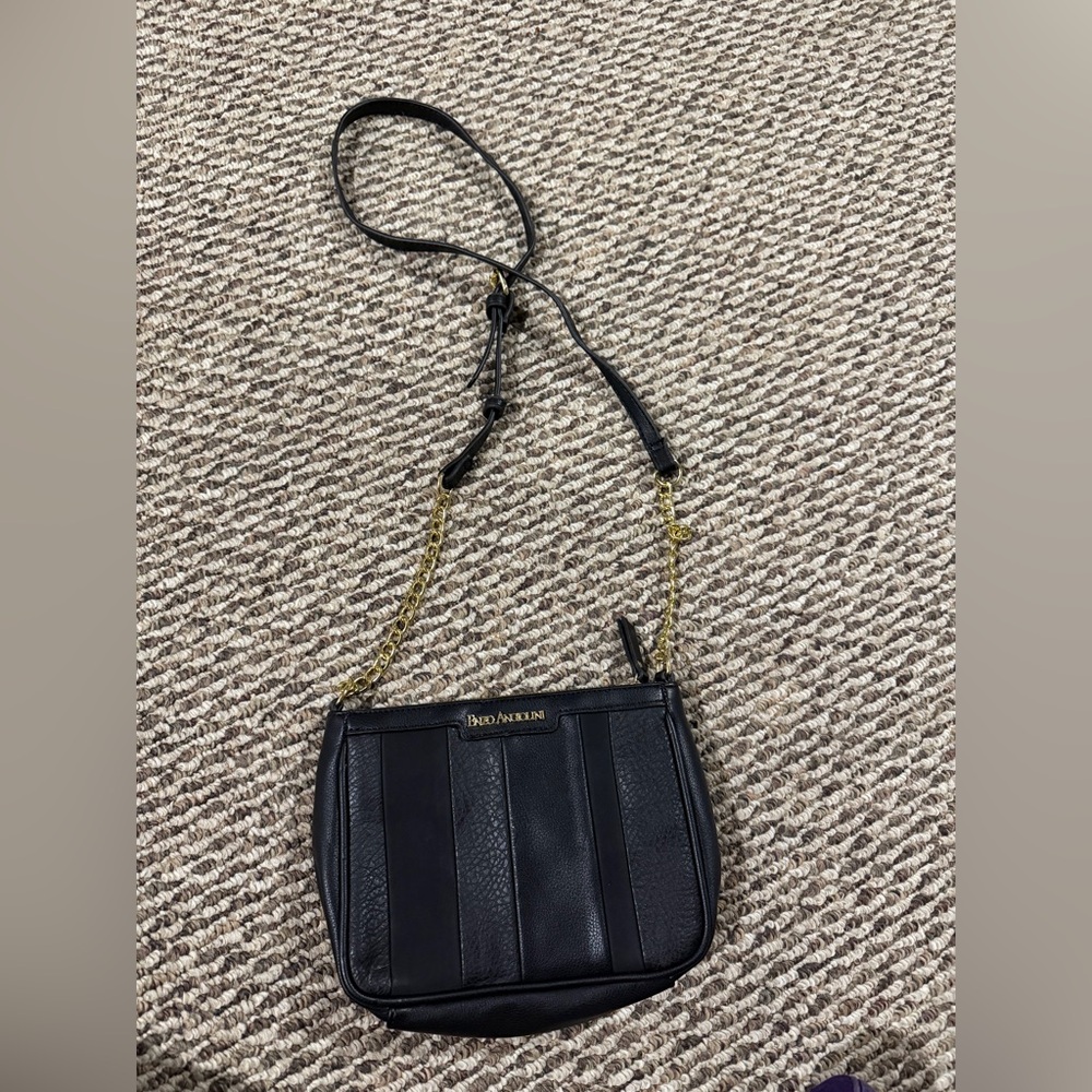 Ben-Amun Elegant Black Crossbody with Gold Chain